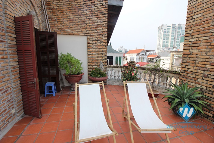 Charming house with swimming pool for rent in Westlake area